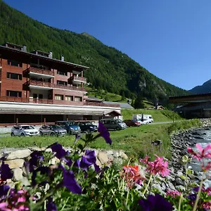 lours-bleu.hotels-rhonealpes.com/